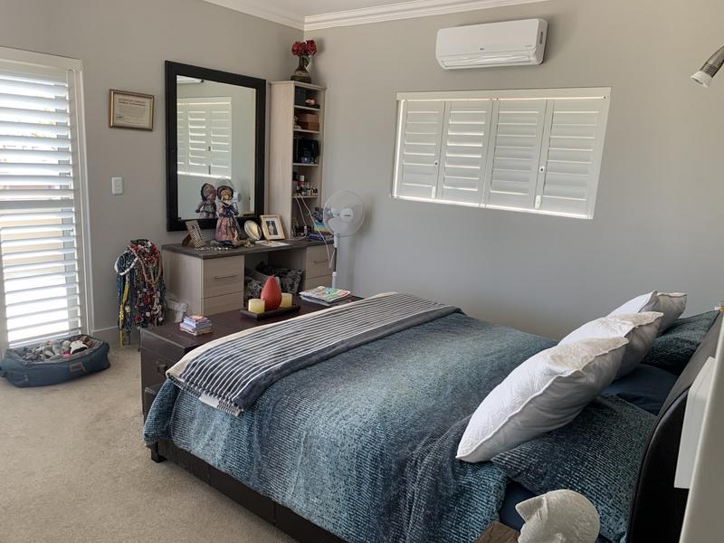 4 Bedroom Property for Sale in Pienaarstrand Western Cape